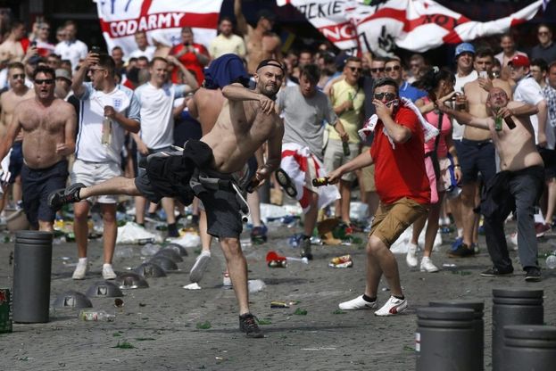 Ancora Hooligans, nuovi scontri a Marsiglia