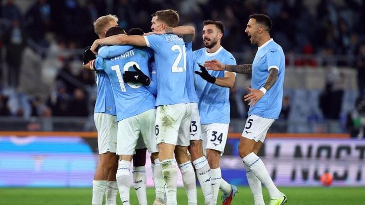 Lazio più forte della contestazione: Guendouzi e Noslin, 2-0 al Lecce