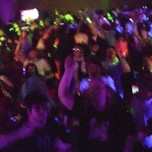 Rave party nel Trapanese, i carabinieri fanno irruzione: 70 denunciati