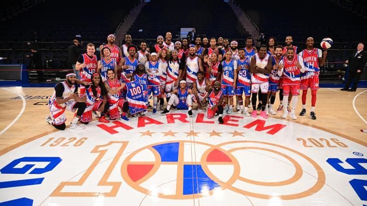 Gli Harlem Globetrotters, i giocolieri del basket, compiono 100 anni e arrivano in Italia
