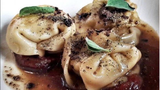 Roma, che belle sorprese da Zia: divertimento assicurato e cucina tutt'altro che "casalinga"