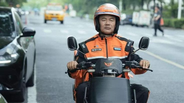 Il poeta-rider Wang Jibing: “Il mio mondo fatto di persone comuni, è lì che nascono i miei versi”