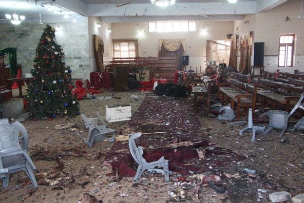 Pakistan, le immagini dell'attacco nella chiesa metodista di Quetta