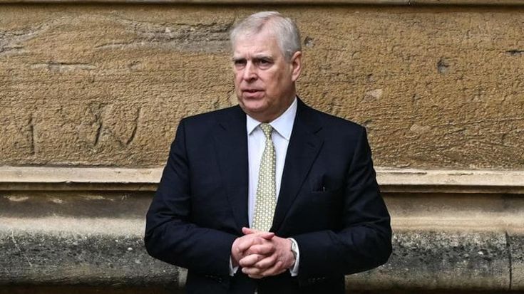 Spionaggio a corte, un agente della Cina nella cerchia più stretta del principe Andrea