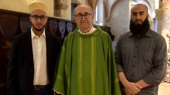 La comunità musulmana di Parma a messa in Duomo: "Dobbiamo rimanere uniti"