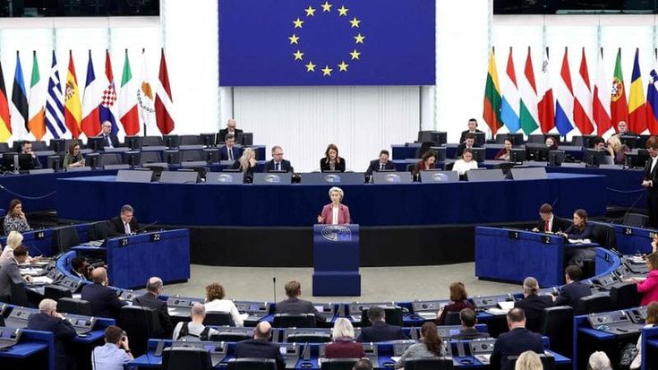 Usa e Qatar contro il green deal, ma l’Europarlamento resiste