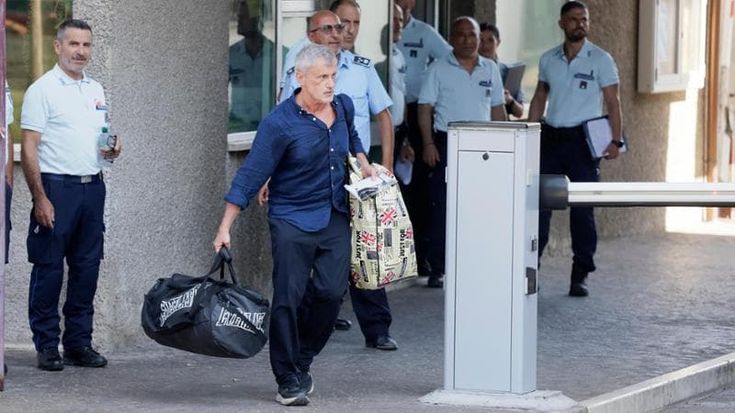 Alemanno esce dal carcere di Rebibbia dopo un anno e mezzo: “Farò politica con Vannacci”