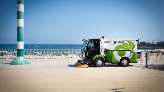 Le spazzatrici della Dulevo puliranno le strade di Abu Dhabi