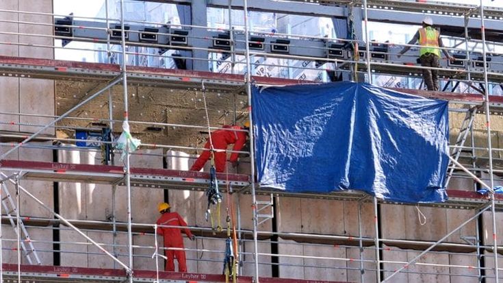 Istat, crescono gli occupati: +50mila in un anno. Ma sono tutti autonomi, calano i dipendenti