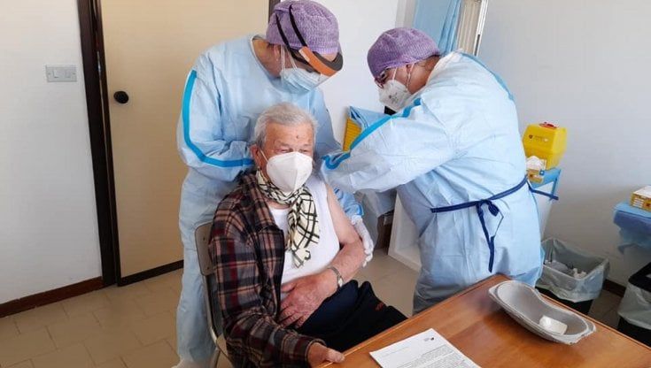 Vaccino per il Covid, parrocchie avviano adesioni a Palermo 