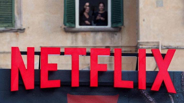 Netflix rilancia su Warner Bros, presenta un’offerta ma solo per gli studios