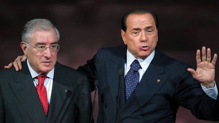 Soldi da Berlusconi per il silenzio, la difesa di Dell’Utri chiede di spostare il processo a Milano