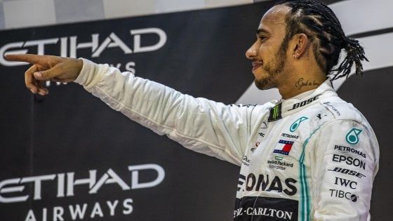 F1, Wolff blinda Hamilton: ''Lui e la Mercedes sono fatti l'uno per l'altra''
