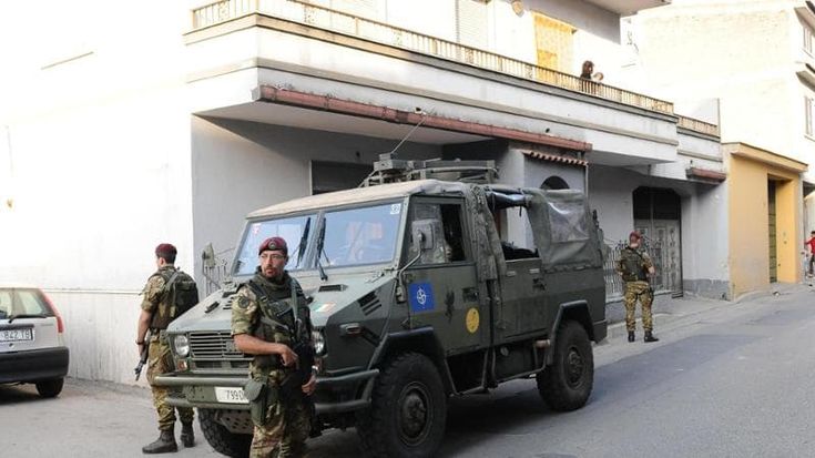 Vibo Valentia, la rabbia dei sanitari in corsia: “Rischiamo la vita tutti i giorni, ma i militari sono solo uno spot”