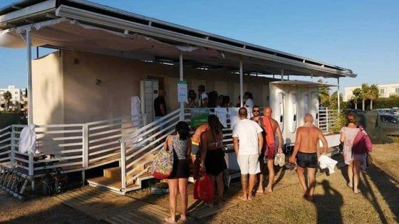 Porto Cesareo, ecco la prima 'isola green' a ridosso del mare: docce e sala medica gratis