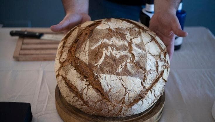 Il pane che salva la montagna: così un pezzo di Maiella arriva sui banchi