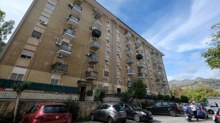 Casa, la trincea delle assegnazioni a Palermo: oltre 1.500 immobili in possesso senza titolo