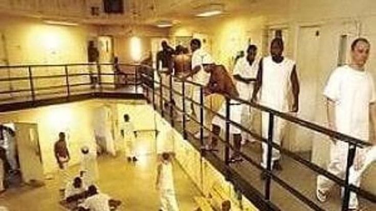 Giustizia USA: per 24 anni nel braccio della morte, solo oggi dichiarato “ufficialmente” innocente