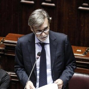 Scontro treni, Delrio: "Sistema blocco telefonico a rischio"