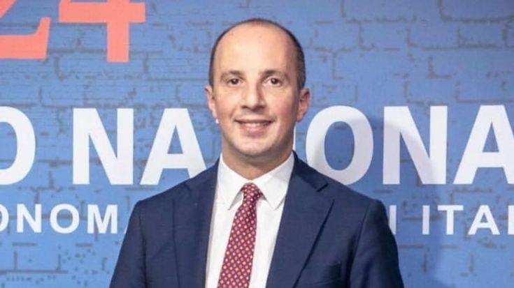 L’ex cronista di Libero al tavolo con Garofani: “Intorno a noi tante persone”. Ma Paris lo smentisce