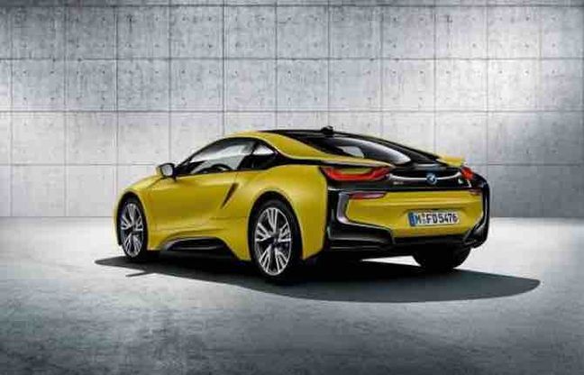 Bmw, scossa alla gamma: pioggia di auto elettriche