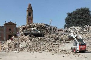 Terremoto, il ministro Riccardi<br />"In Cdm discussa la proroga fiscale"