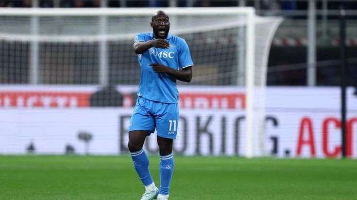 Il Napoli aspetta i gol di Lukaku, contro i viola coppia con Raspadori