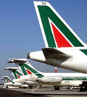Alitalia pensiona AirOne: dal 1&deg; ottobre subentra nei voli per risparmiare