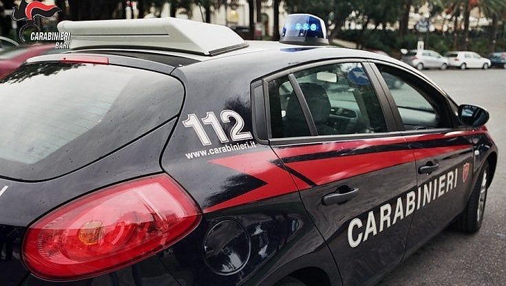 Molfetta, ferì a colpi di pistola rivale in amore: 18enne arrestato per tentato omicidio