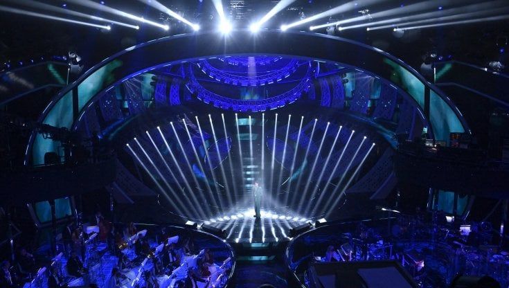Sanremo: pass falso per entrare all'Ariston: denunciato un giovane marsalese