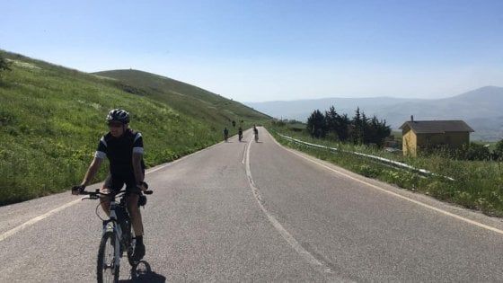 Potenza, strade provinciali interdette alle biciclette: i ciclisti insorgono
