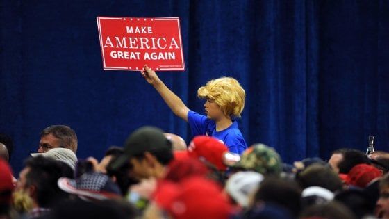 Usa 2016: Hillary-Trump, ora è testa a testa