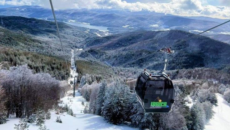 Incidenti sul lavoro, viene colpito da una cabinovia e muore il responsabile dell'impianto sciistico di Lorica, nel Cosentino