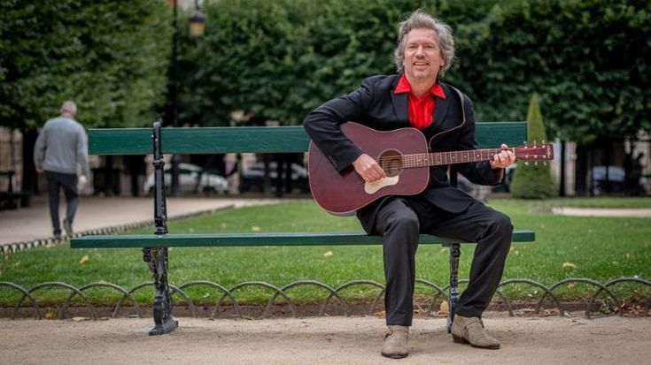 Mauro Repetto: ecco perché ho lasciato gli 883 e sono sparito. Ma non per fare Pippo a Disneyland