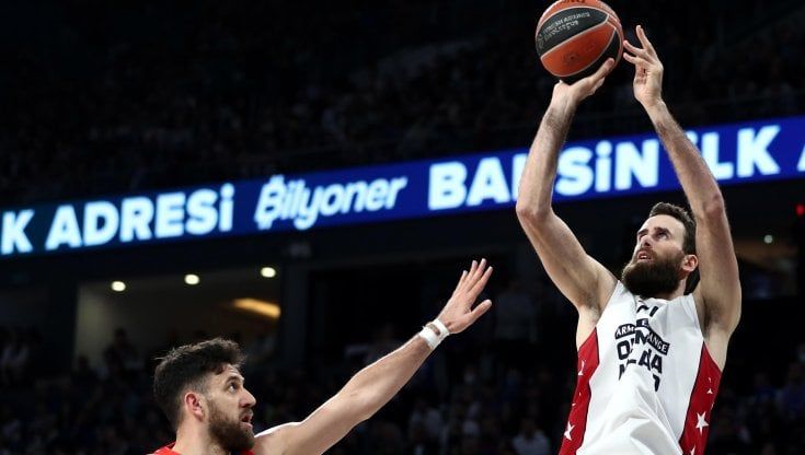 Eurolega, Milano eliminata. L'Efes vince anche gara 4 e vola alla Final Four