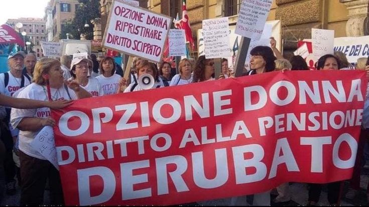 Pensioni povere alle donne: quasi un terzo in meno degli uomini