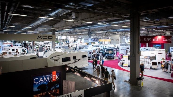 Viaggi, tecnologia, connettività: le novità del Salone del Camper di Parma