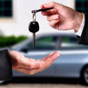 Dalla Mercedes alla Panda, tutte le auto del noleggio Rai. Conto da 1,4 milioni