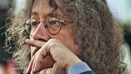 Casaleggio, Renzi via Twitter: 'In bocca al lupo di cuore'. La risposta sul blog: "Ne avr&agrave; pi&ugrave; bisogno lui"