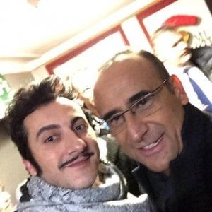 Il trapanese che pettina i cantanti di Sanremo