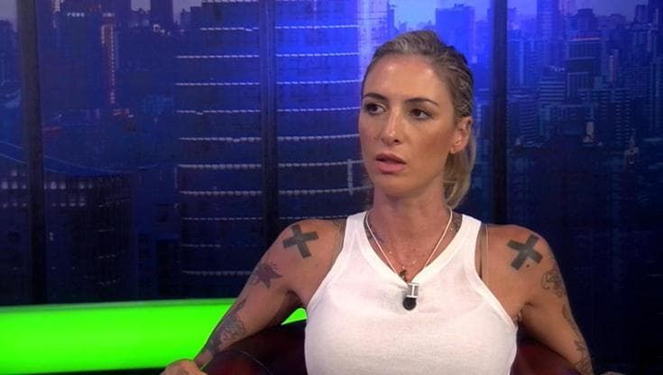 Ema Stokholma: "Ragazze, avete il diritto ubriacarvi e portare la minigonna"