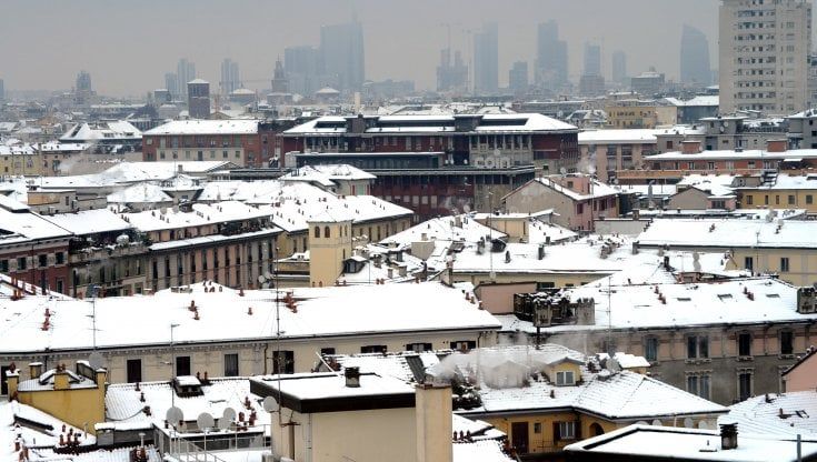 La decrescita di Milano scesa sotto 1,4 milioni di abitanti: "La città deve puntare su qualità della vita e servizi più che sul lavoro per tornare attrattiva"