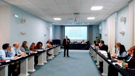 Coronavirus, al via il progetto per la medicina personalizzata fra Italia e Cina