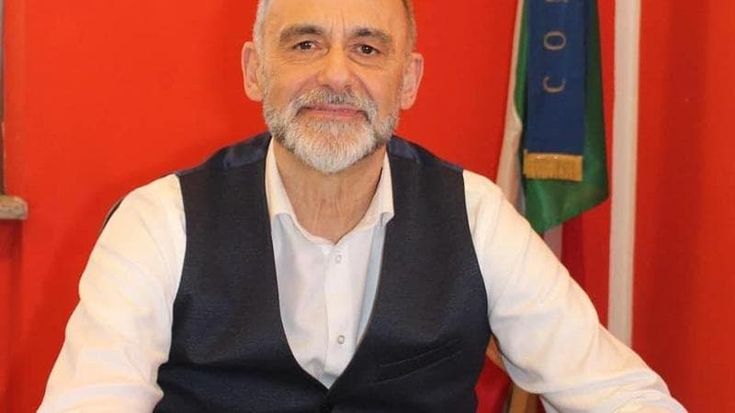 Il sindaco di Corte Palasio, Claudio Manara, trovato morto nel suo ufficio: si è tolto la vita. Si ripresentava alle nuove elezioni