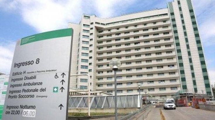 Coltellate ai Giardini Margherita tra pusher, due arresti. L’aggressore catturato con l’aiuto di un testimone che lo ha inseguito