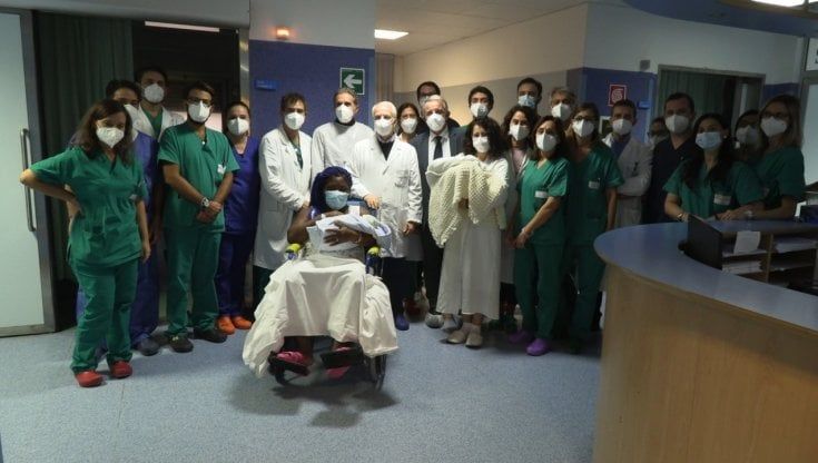 Catania, parti e interventi chirurgici: i medici eroi nell’ospedale sommerso 