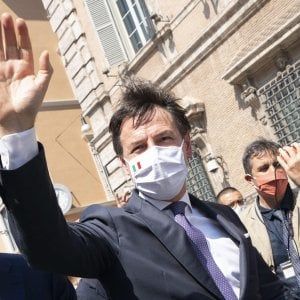 Non solo Conte: le ultime standing ovation in Parlamento