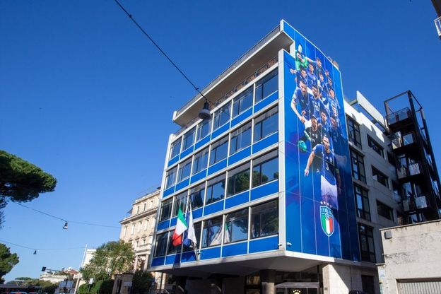 Nuovo look per la Figc: la sede si tinge di azzurro