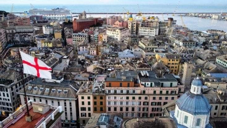 A Genova nasce il primo catasto solare: “Indipendenza energetica con 4 milioni di pannelli”