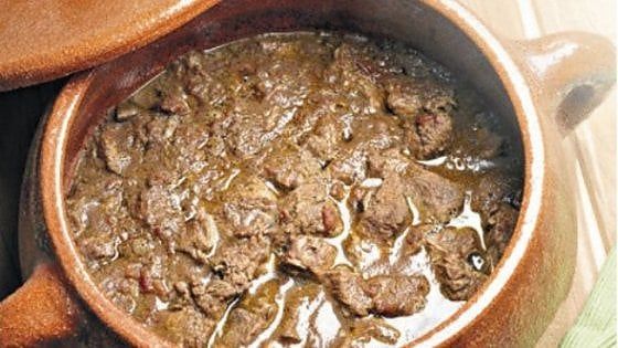 Regione che vai, ricetta che trovi: il culto casalingo del Peposo 